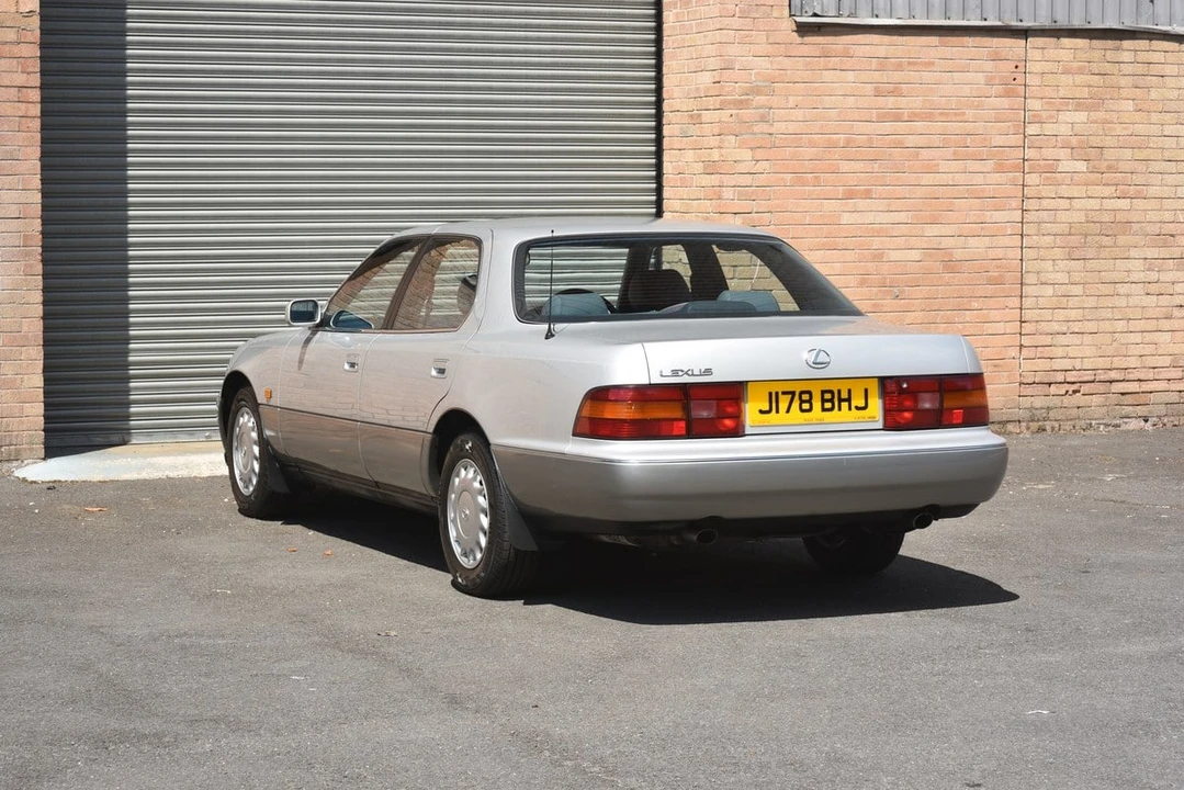 1992 Lexus LS 1st Gen - Image 15 of 30