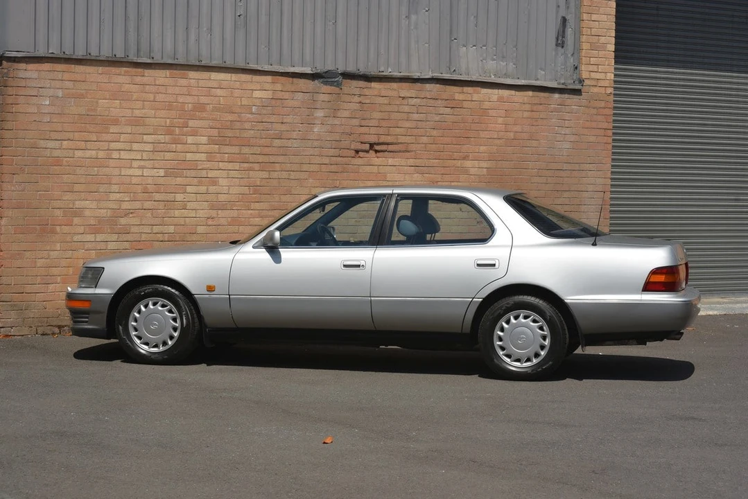 1992 Lexus LS 1st Gen - Image 4 of 30