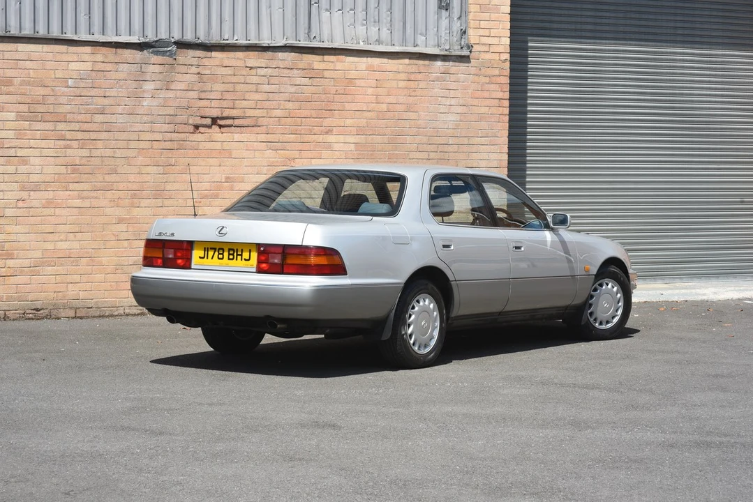 1992 Lexus LS 1st Gen - Image 20 of 30