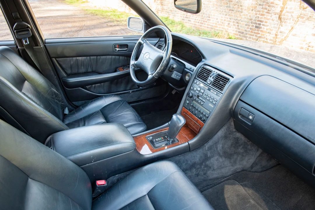 1992 Lexus LS 1st Gen - Image 10 of 14