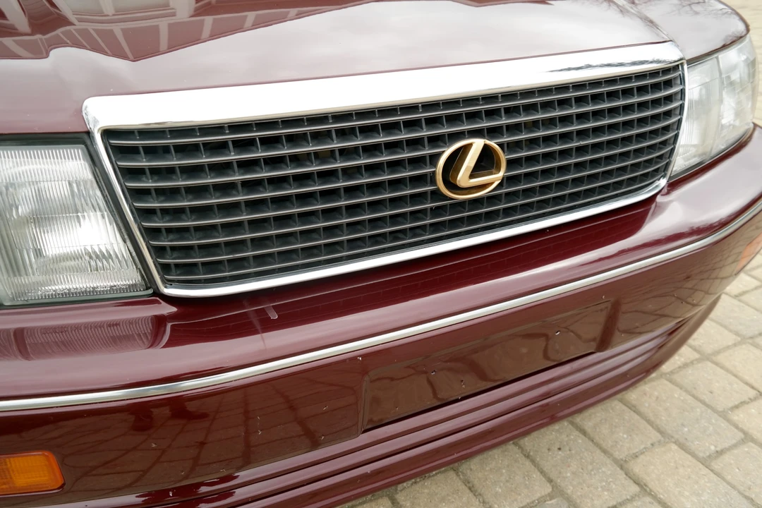 1992 Lexus LS 1st Gen - Image 29 of 31