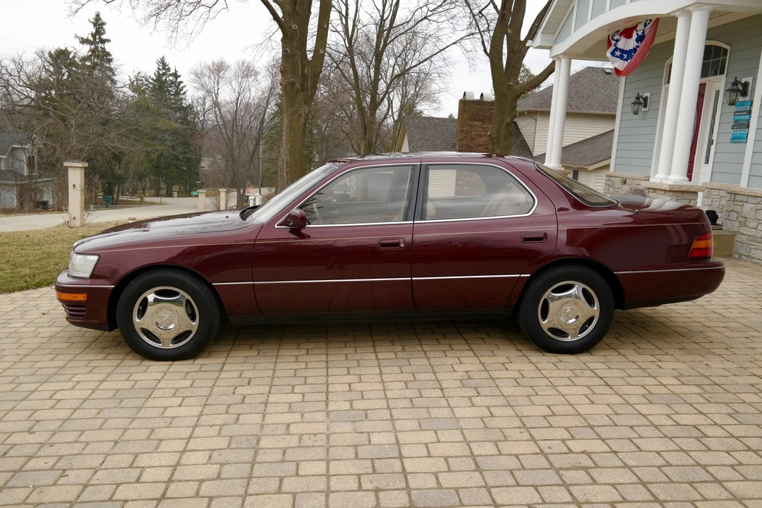 1992 Lexus LS 1st Gen - Image 13 of 31