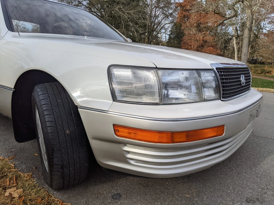 1992 Lexus LS 1st Gen - Image 22 of 31