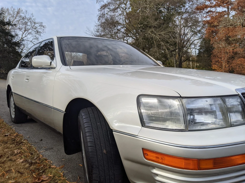 1992 Lexus LS 1st Gen - Image 21 of 31