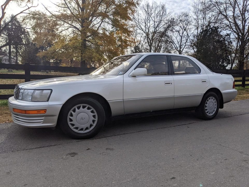 1992 Lexus LS 1st Gen - Image 6 of 31