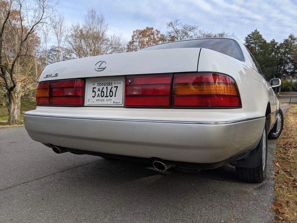 1992 Lexus LS 1st Gen - Image 16 of 31