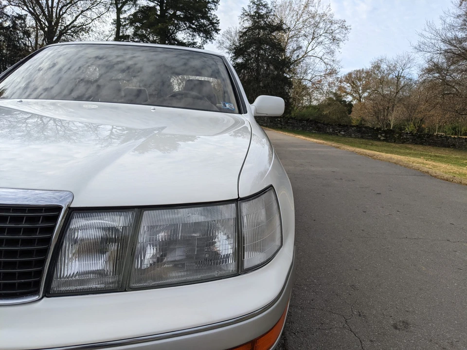 1992 Lexus LS 1st Gen - Image 25 of 31