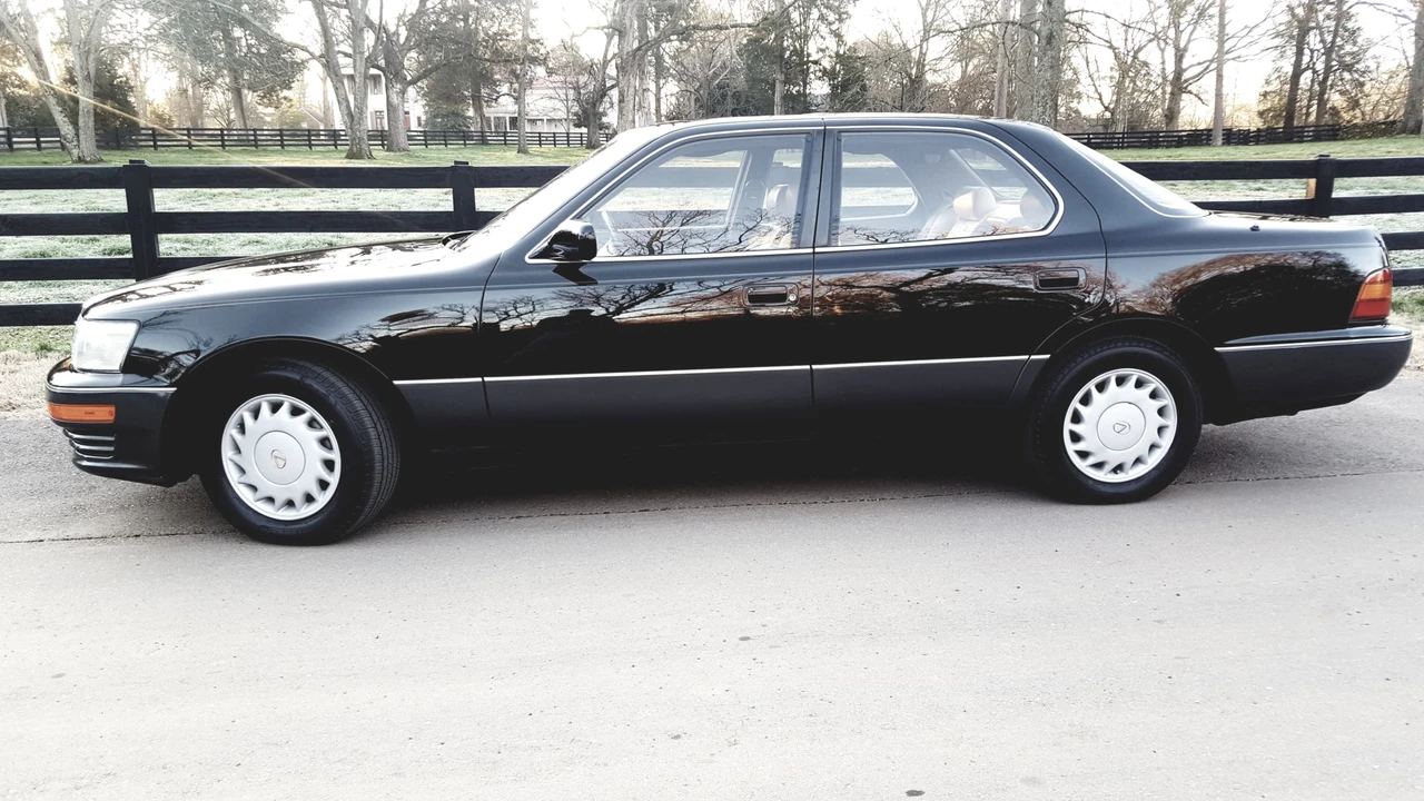 1992 Lexus LS 1st Gen - Image 9 of 31