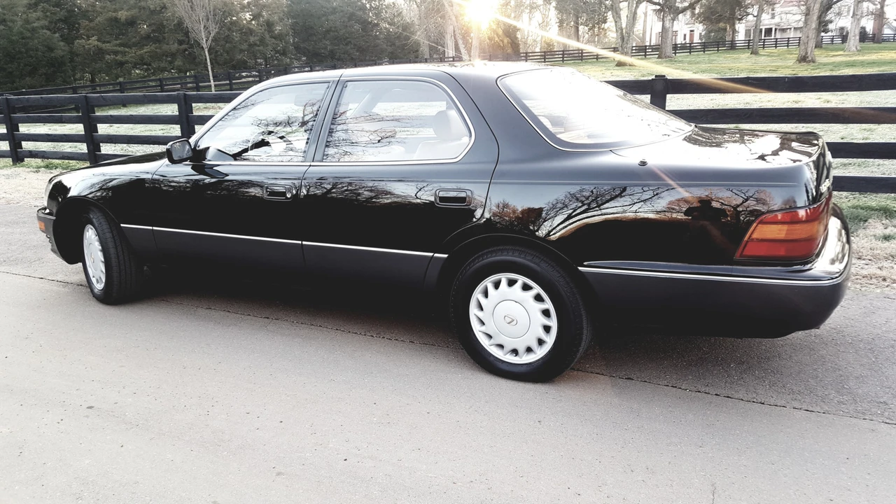 1992 Lexus LS 1st Gen - Image 11 of 31