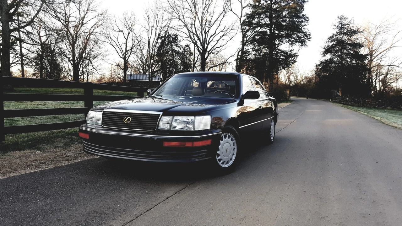 1992 Lexus LS 1st Gen - Image 2 of 31