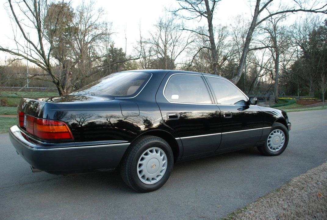 1992 Lexus LS 1st Gen - Image 22 of 31