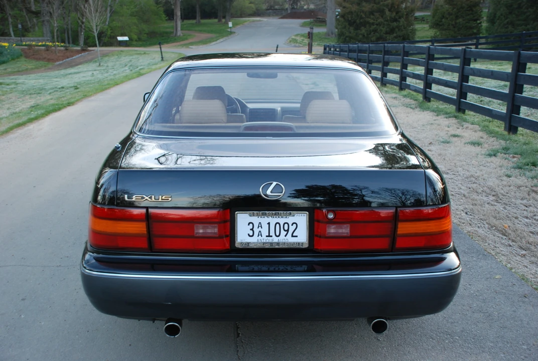 1992 Lexus LS 1st Gen - Image 16 of 31