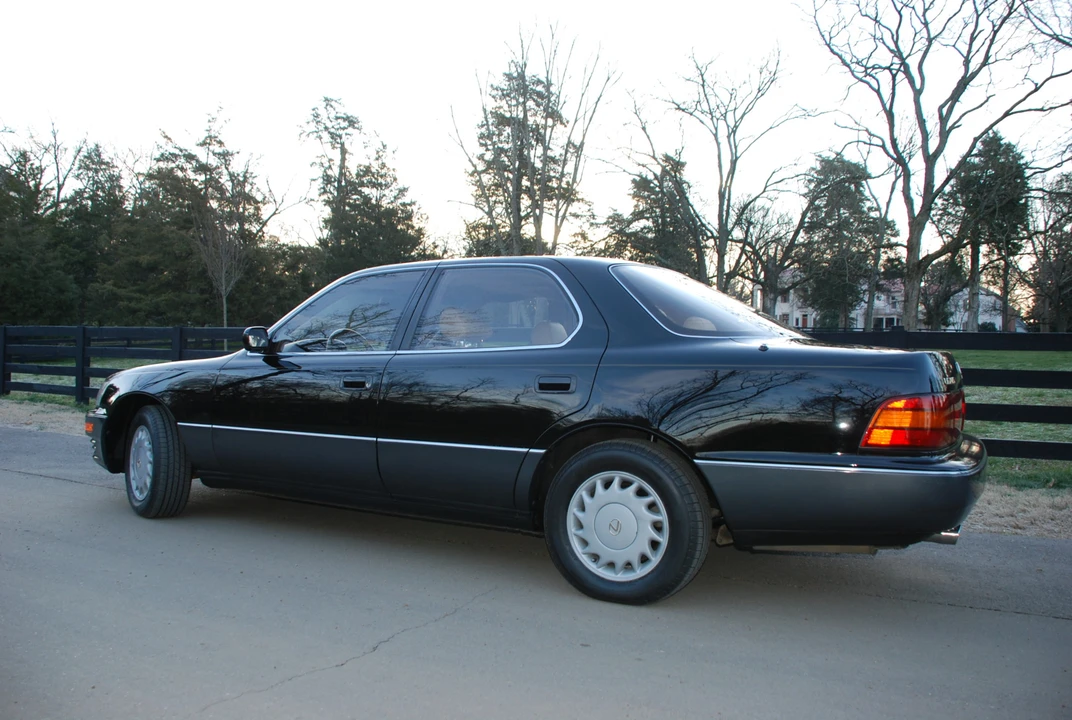 1992 Lexus LS 1st Gen - Image 12 of 31