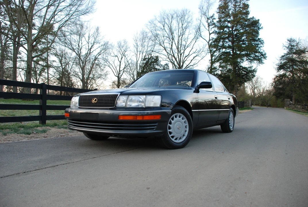 1992 Lexus LS 1st Gen - Image 3 of 31