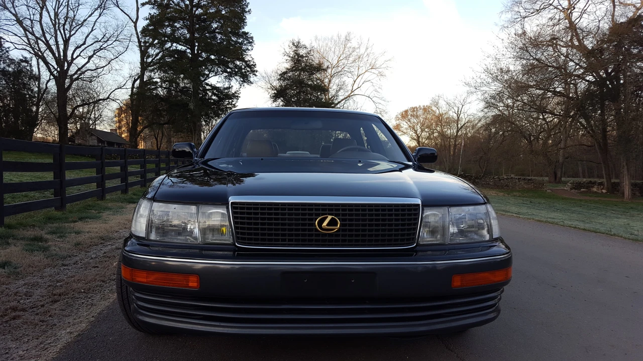 1992 Lexus LS 1st Gen - Image 30 of 31