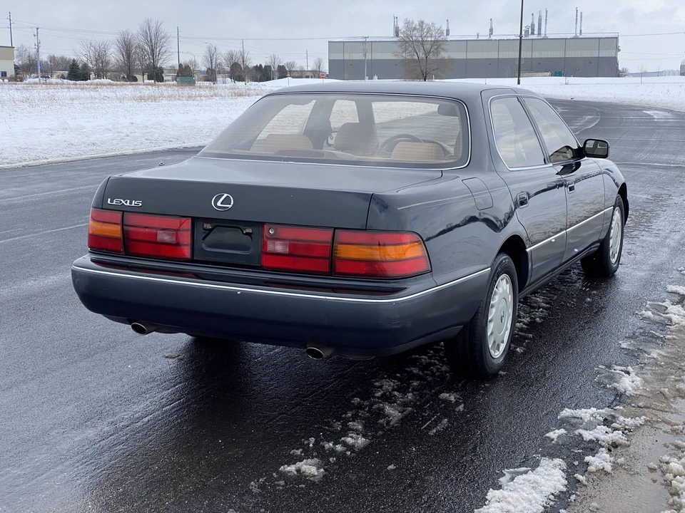 1992 Lexus LS 1st Gen - Image 11 of 31