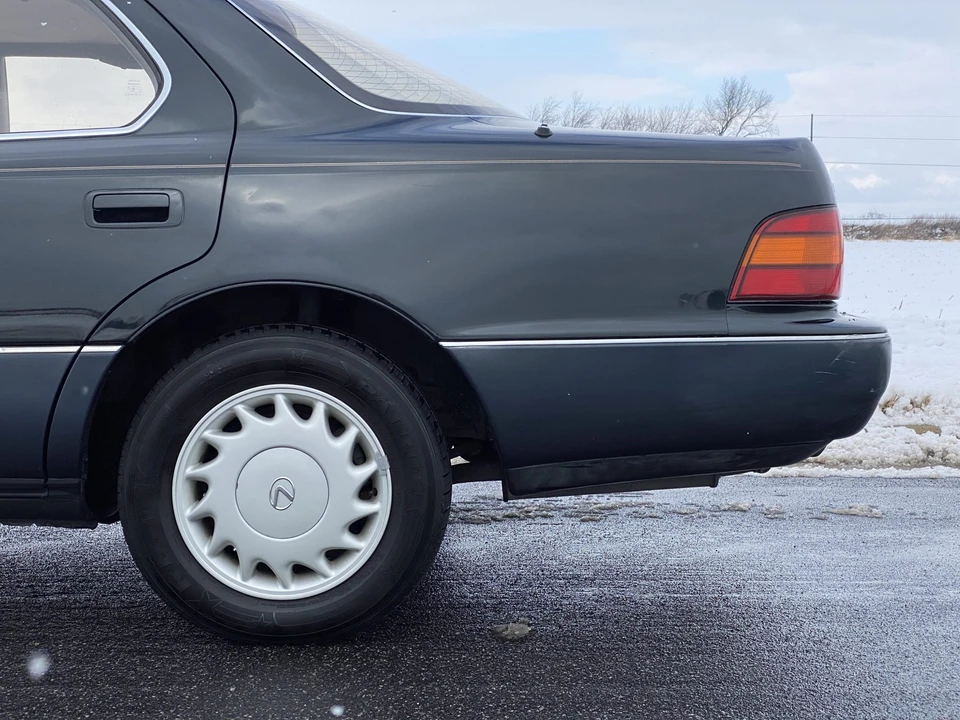 1992 Lexus LS 1st Gen - Image 18 of 31