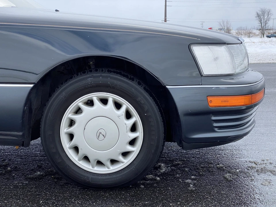 1992 Lexus LS 1st Gen - Image 20 of 31