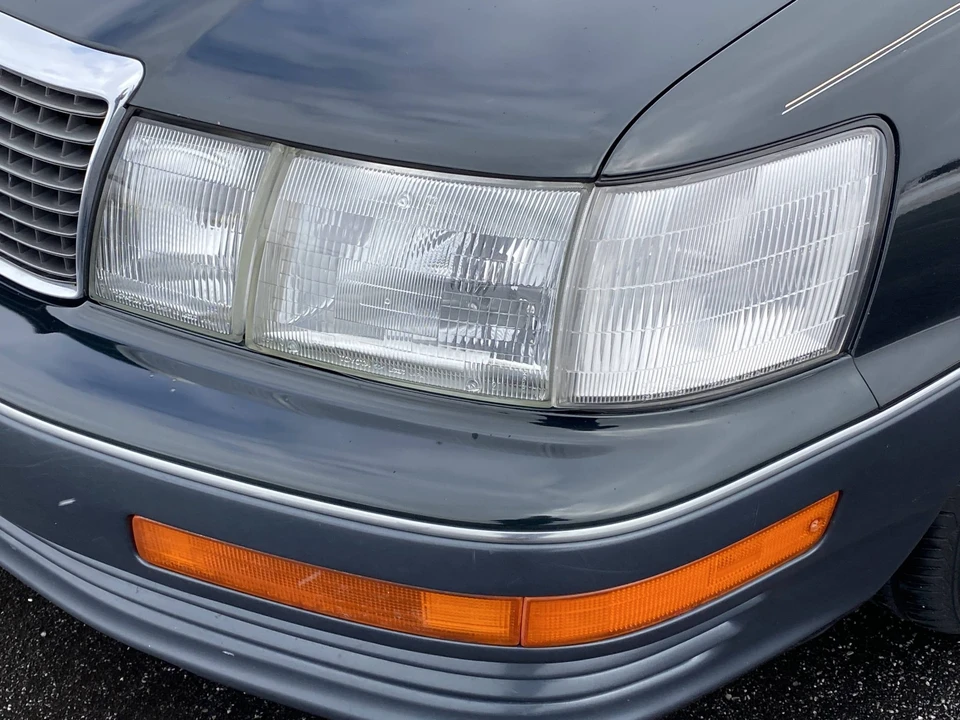 1992 Lexus LS 1st Gen - Image 26 of 31
