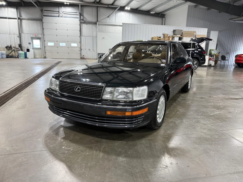 1992 Lexus LS 1st Gen - Image 3 of 31