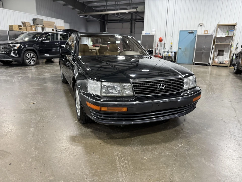 1992 Lexus LS 1st Gen - Image 5 of 31