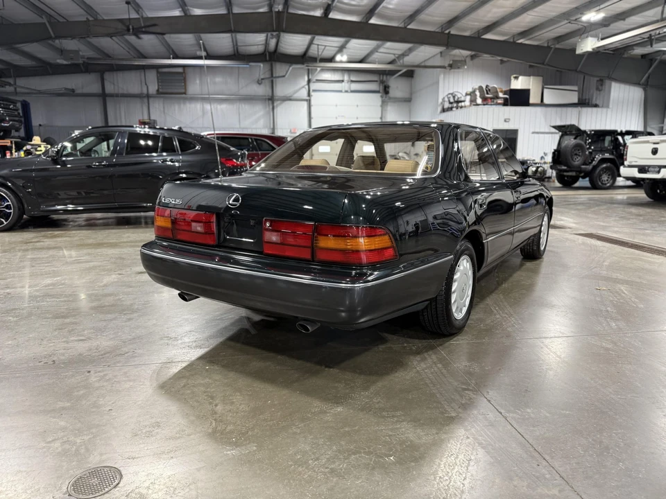 1992 Lexus LS 1st Gen - Image 10 of 31