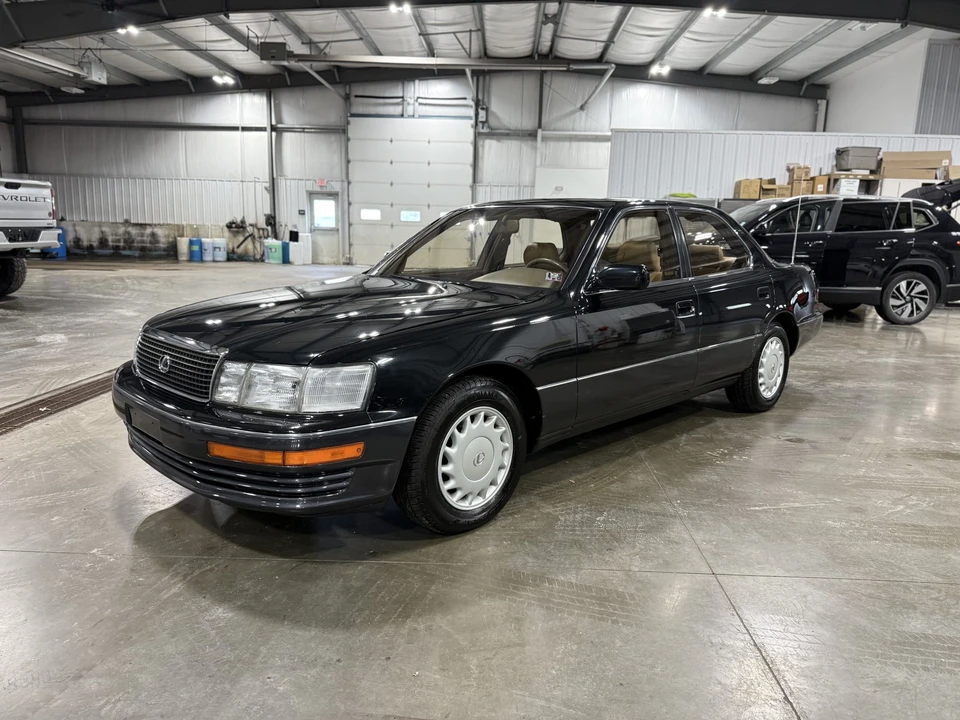 1992 Lexus LS 1st Gen - Image 2 of 31