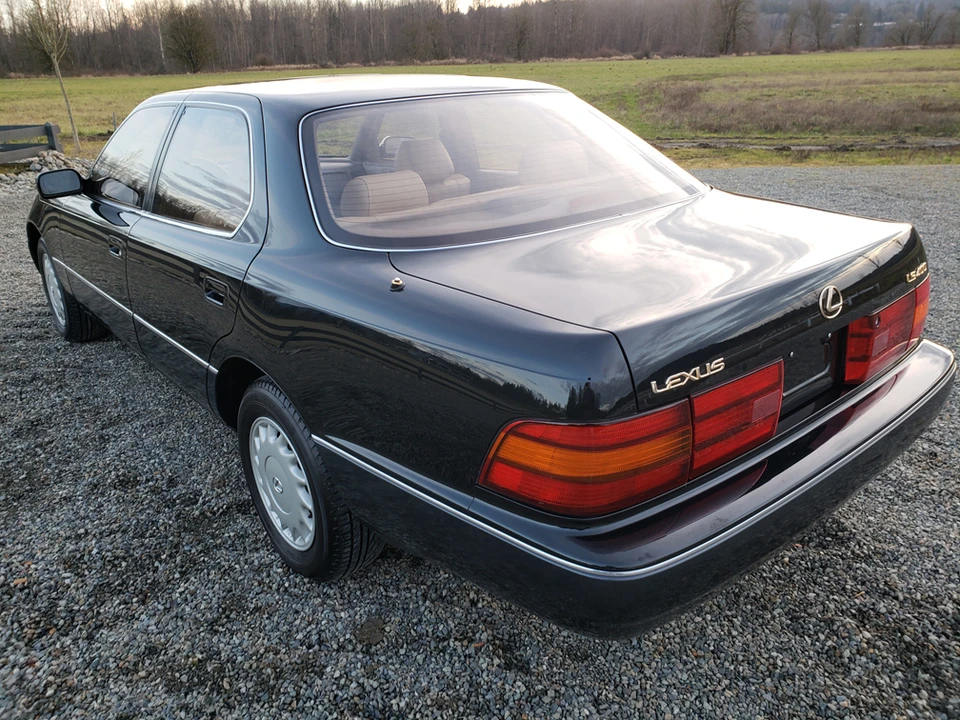 1992 Lexus LS 1st Gen - Image 13 of 31