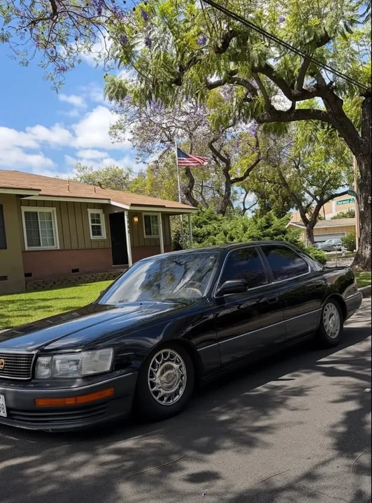 1992 Lexus LS 1st Gen - Image 2 of 5
