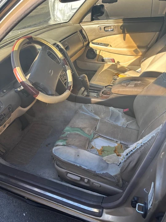 1992 Lexus LS 1st Gen - Image 4 of 5