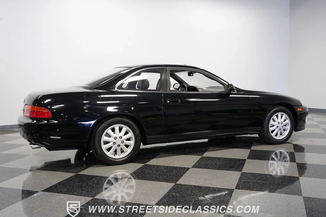 1992 Lexus SC400 - Image 11 of 12