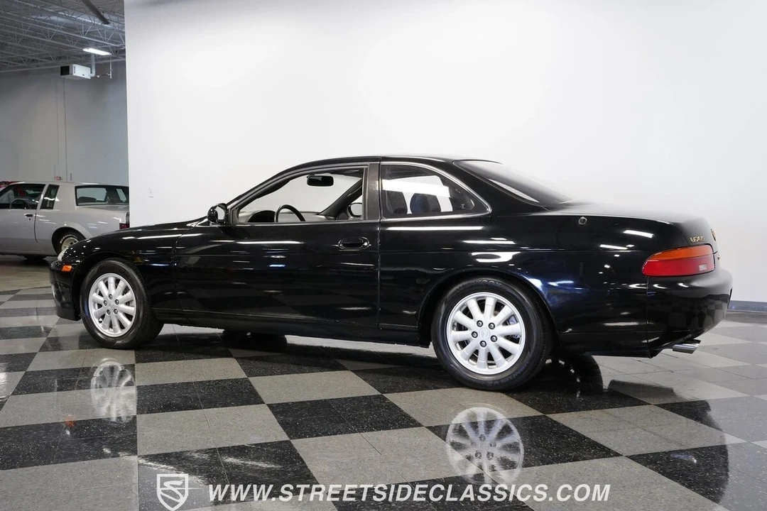 1992 Lexus SC400 - Image 7 of 12