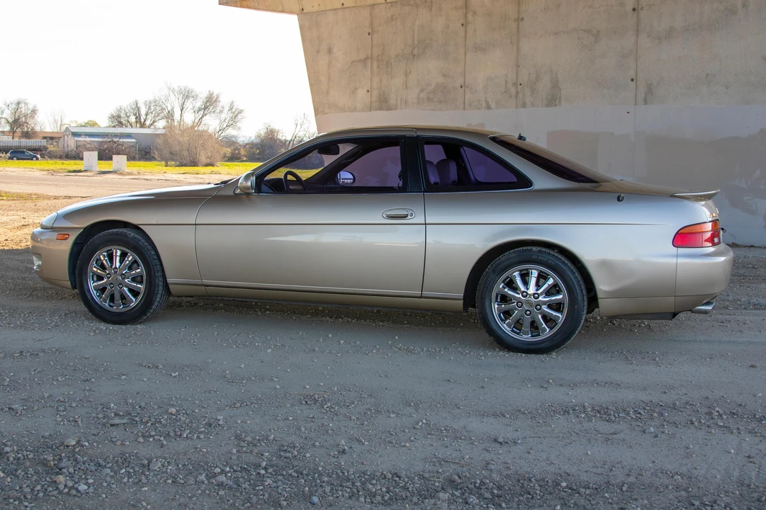 1992 Lexus SC400 - Image 17 of 31
