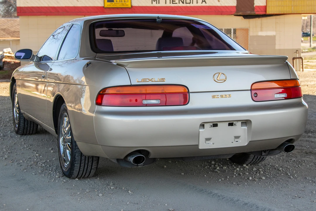 1992 Lexus SC400 - Image 22 of 31