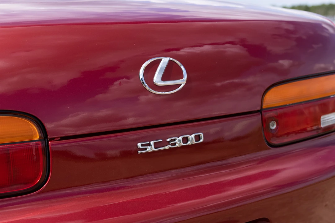 1992 Lexus SC400 - Image 25 of 31