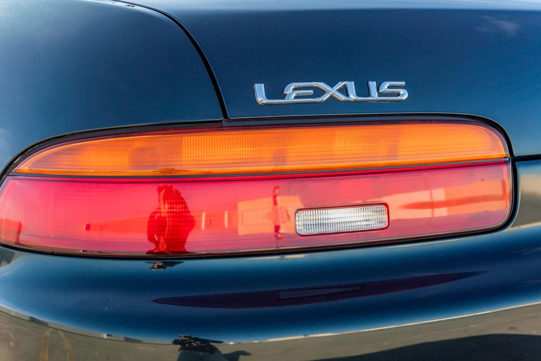 1992 Lexus SC400 - Image 19 of 31