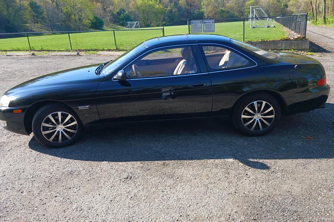 1992 Lexus SC400 - Image 10 of 31