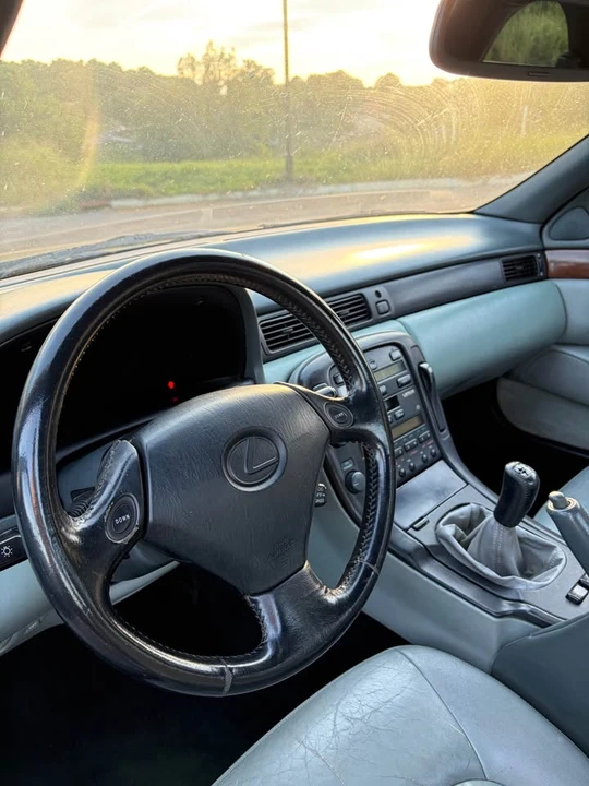 1992 Lexus SC400 - Image 10 of 11
