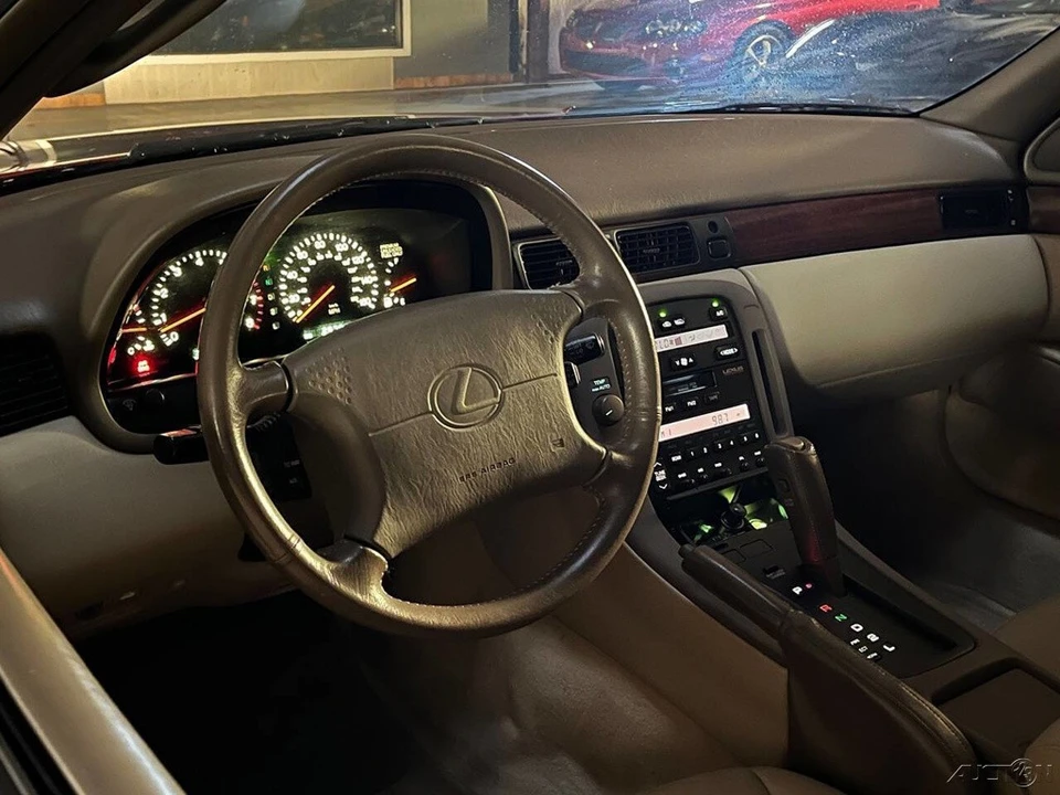 1992 Lexus SC400 - Image 16 of 21