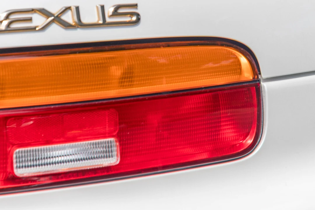 1992 Lexus SC400 - Image 17 of 31