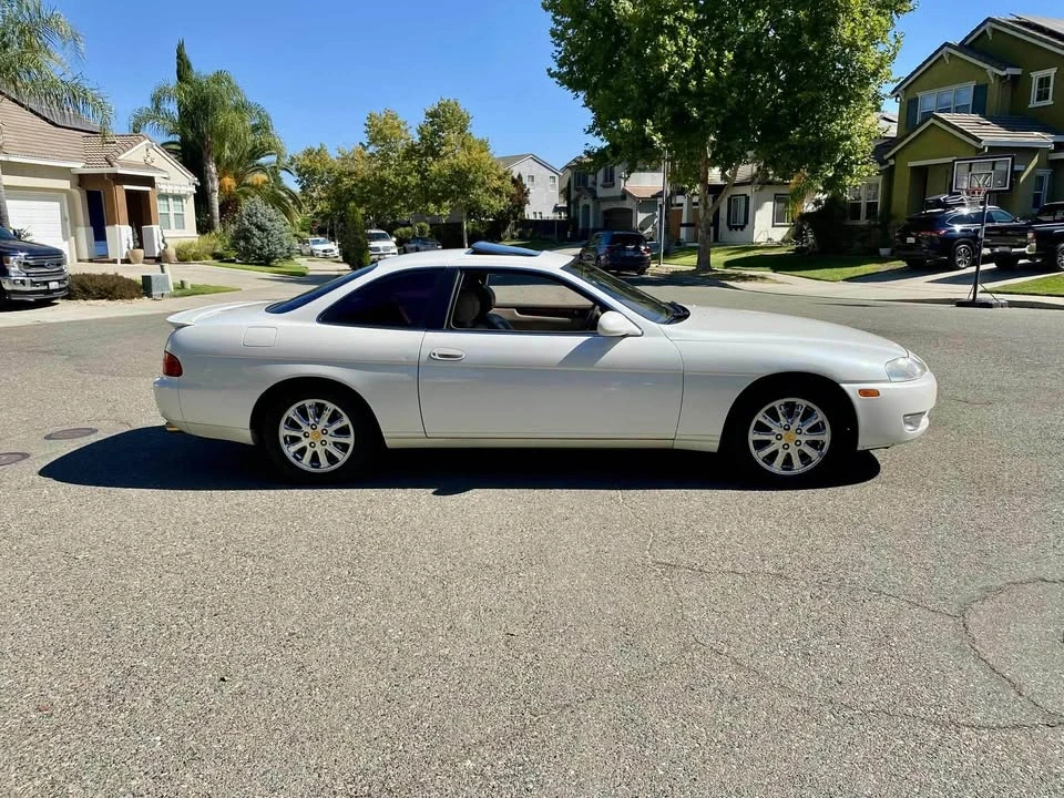 1992 Lexus SC400 - Image 13 of 14