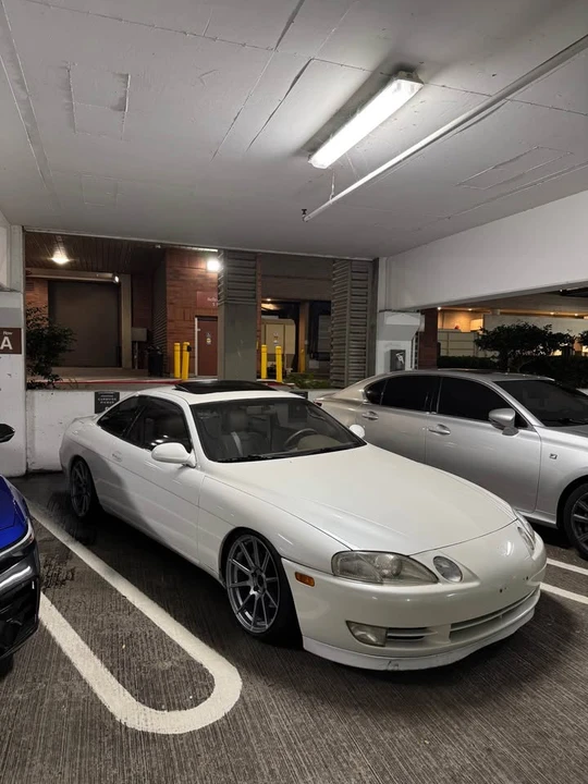 1992 Lexus SC400 - Image 3 of 5