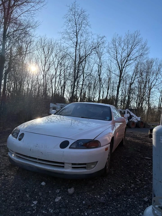 1992 Lexus SC400 - Image 2 of 3