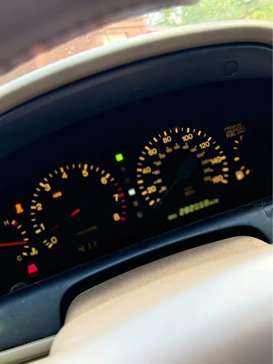 1992 Lexus SC400 - Image 7 of 8