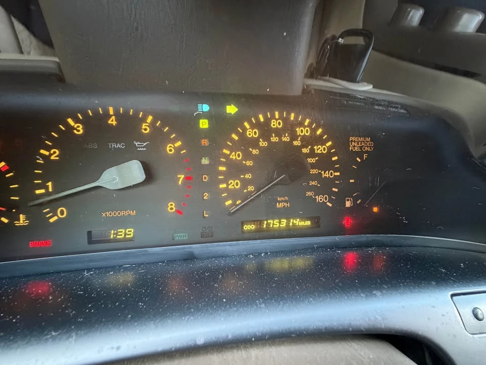 1992 Lexus SC400 - Image 8 of 14