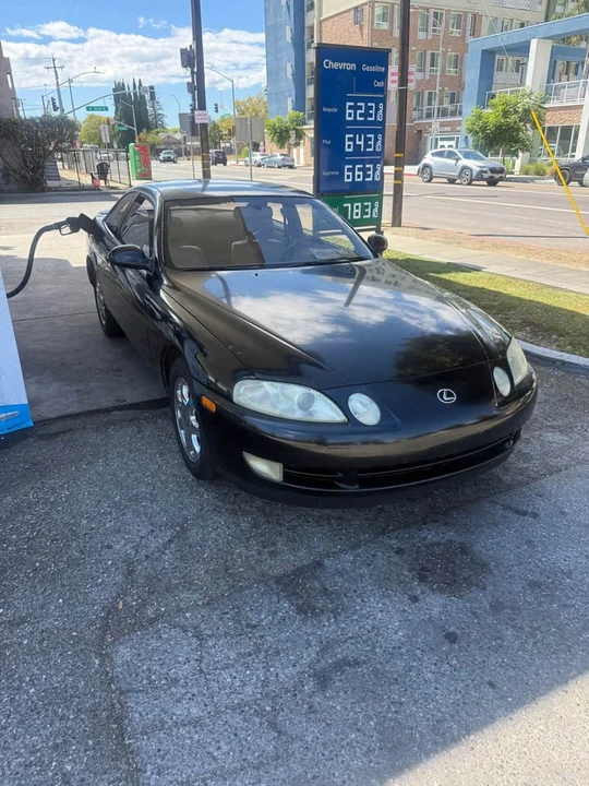 1992 Lexus SC400 - Image 2 of 6