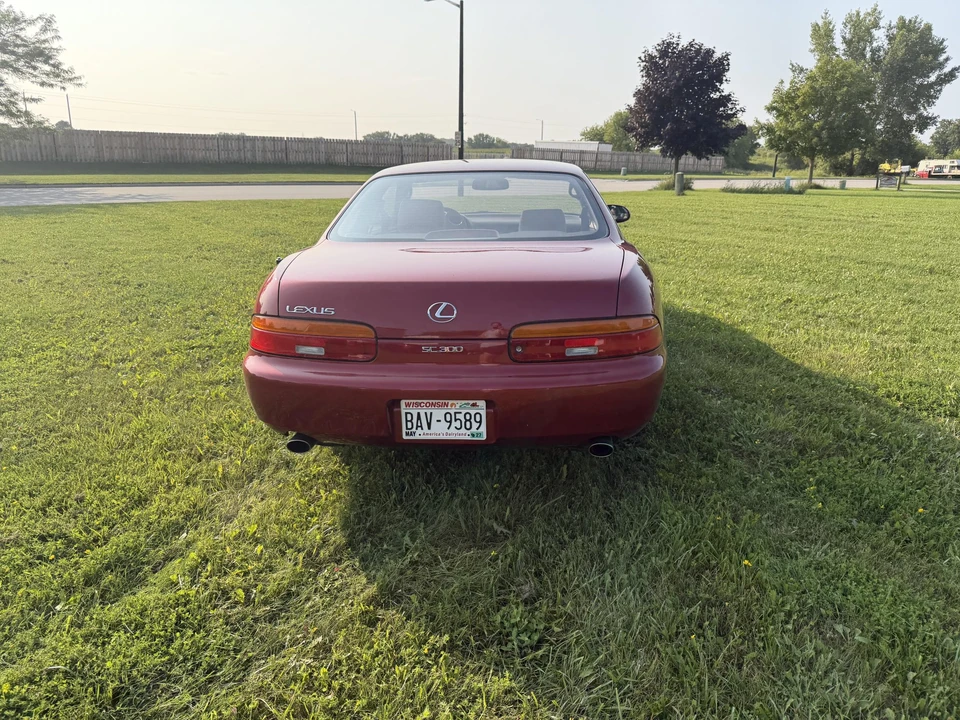 1992 Lexus SC400 - Image 17 of 31