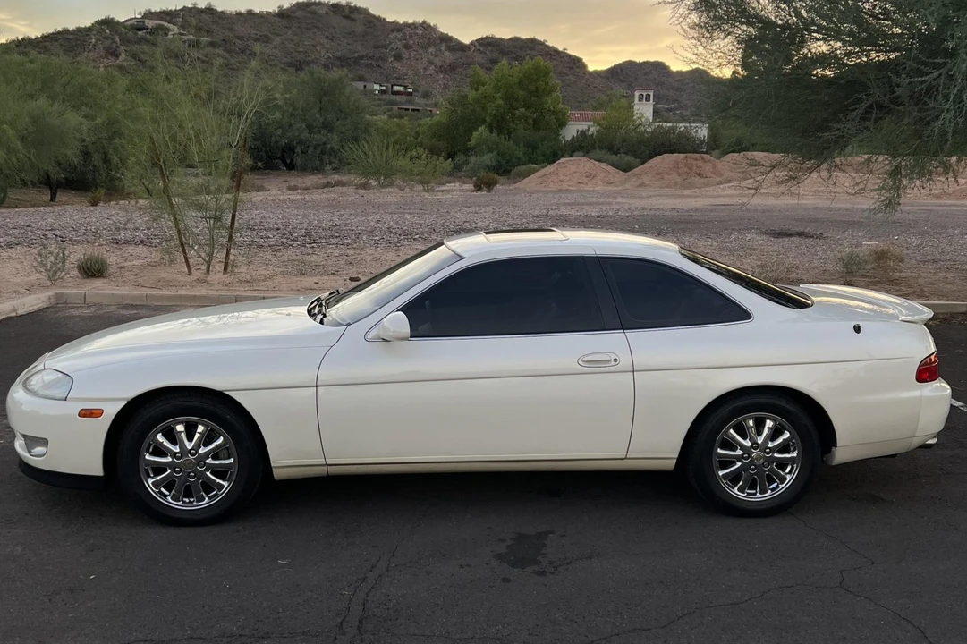 1992 Lexus SC400 - Image 10 of 31