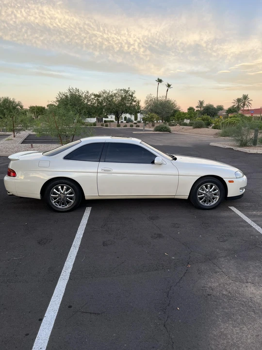 1992 Lexus SC400 - Image 7 of 31