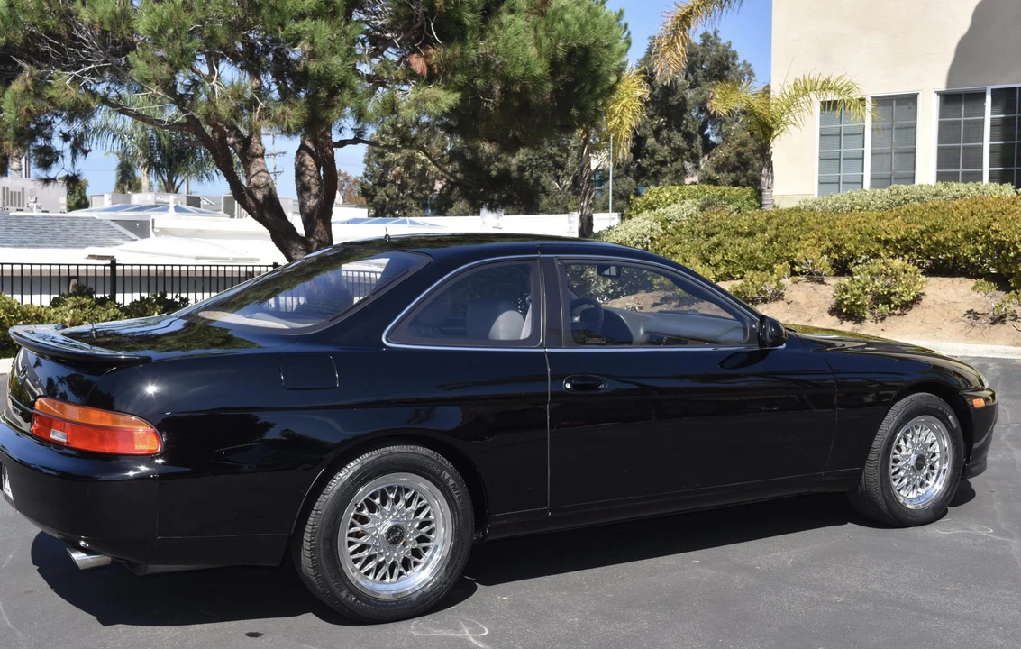1992 Lexus SC400 - Image 16 of 31
